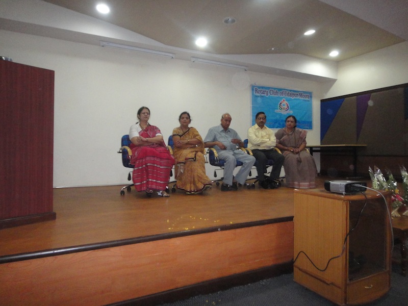 Rotary Club Meera lauded Doctors for their contribution