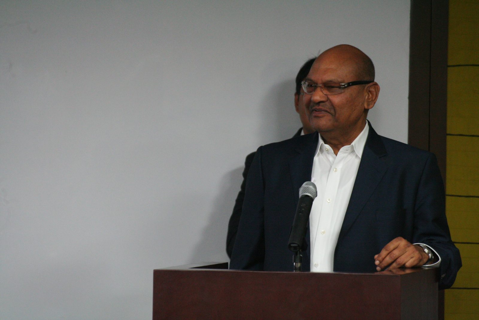 IIM-U welcomes Vedanta resources chairman, Mr. Anil Agarwal – UdaipurBlog