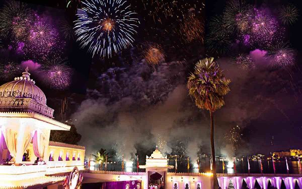 fireworks in udaipur