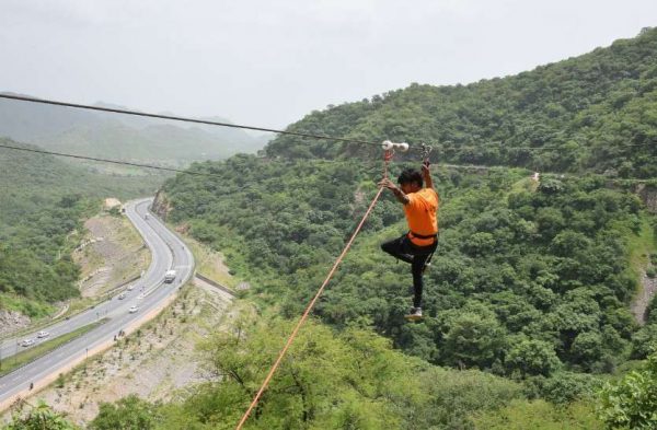 Now You Can Zip-line in Udaipur @Rs200!