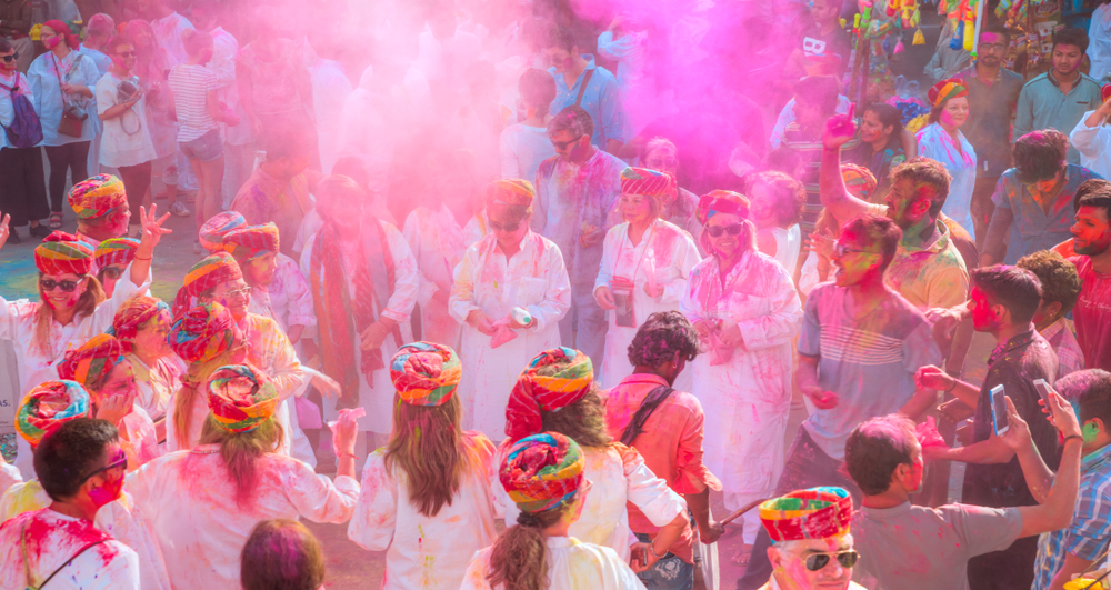 5 Off-beat ways to celebrate your Holi in Udaipur