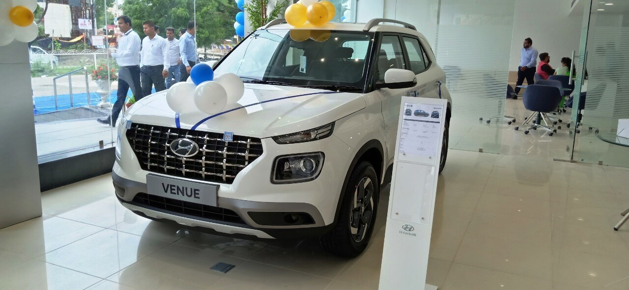 Badola Hyundai launched its first showroom in Udaipur ??? UdaipurBlog