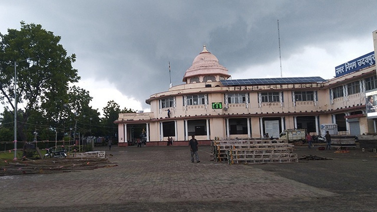 भवन निर्माण की अनुमति अब ले सकतें हैं ऑनलाइन