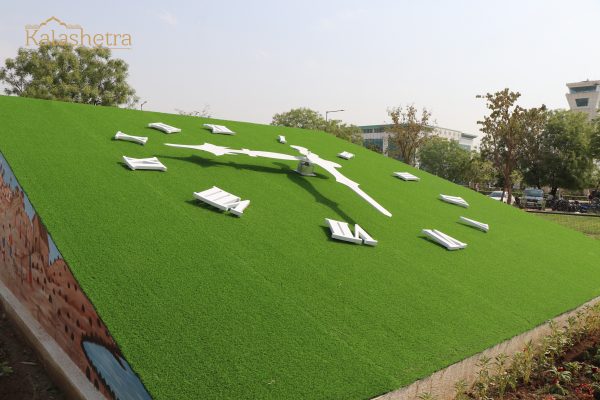 1000 sq. ft. Floral Clock at Maharana Pratap Airport